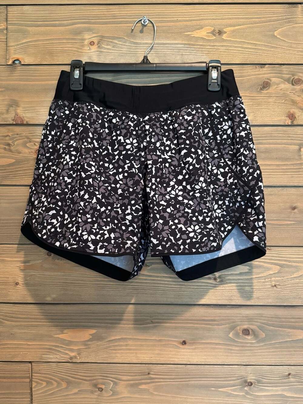 Lands' End Floral Athletic Running Shorts Size 6P